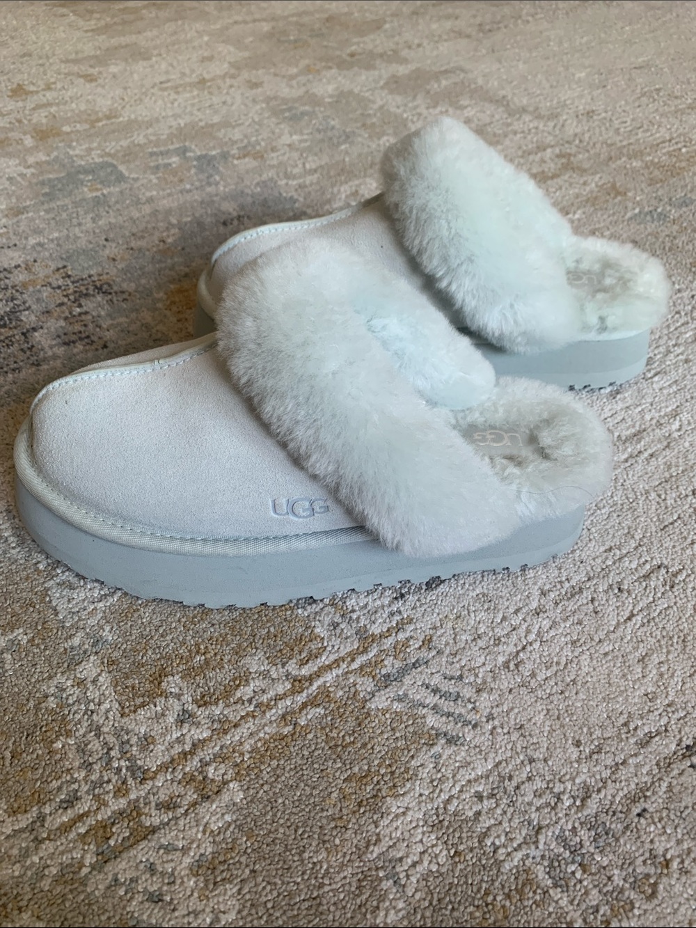 UGG Disquette Slipper Goose women’s size 7